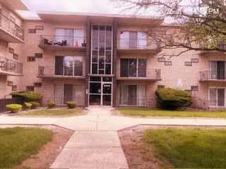 3145 Bernice Rd #4, Lansing, IL 60438