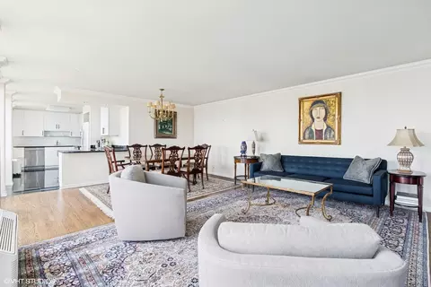 Living - 111 E Chestnut St #39C, Chicago, IL 60611 photo 3 of 5