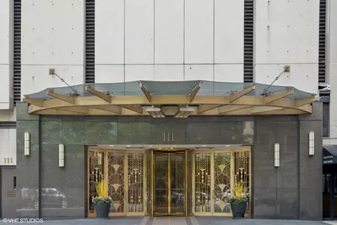 Exterior - 111 E Chestnut St #39C, Chicago, IL 60611 photo 2 of 2