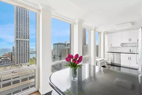 Kitchen - 111 E Chestnut St #39C, Chicago, IL 60611 photo 1 of 3