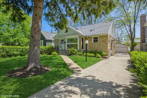 Undisclosed, Glenview, IL 60025