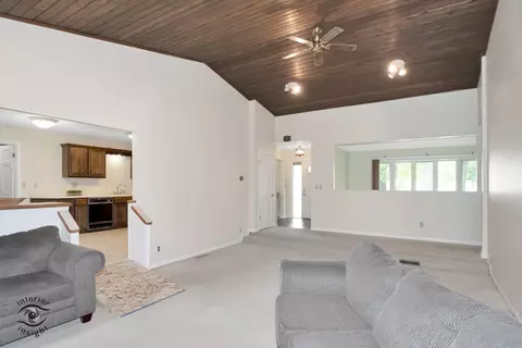 20 Deerfield Ave, Kankakee, IL 60901 photo 13