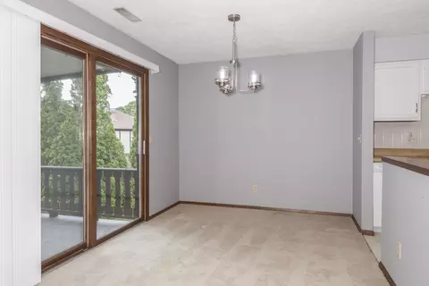 Dining - 52 Brandywine Ct, Bloomington, IL 61704 photo 1 of 3