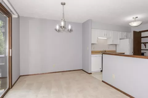 Dining - 52 Brandywine Ct, Bloomington, IL 61704 photo 2 of 3