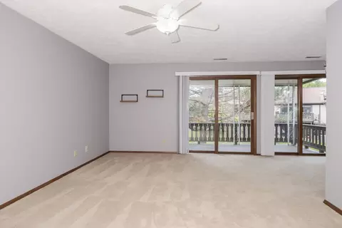 Living - 52 Brandywine Ct, Bloomington, IL 61704 photo 3 of 3