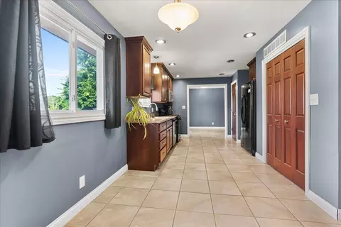 Entry Way - 103 Highview St, Gridley, IL 61744 photo 1 of 5