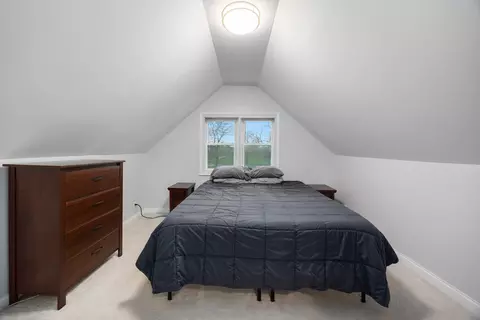 Bedroom - 6309 W Devon Ave, Chicago, IL 60646 photo 1 of 4