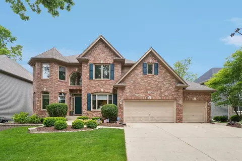 2156 Red Maple Ln, Aurora, IL 60502
