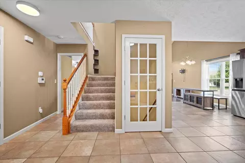 Entry Way - 3100 Shepard Rd, Normal, IL 61761 photo 3 of 5