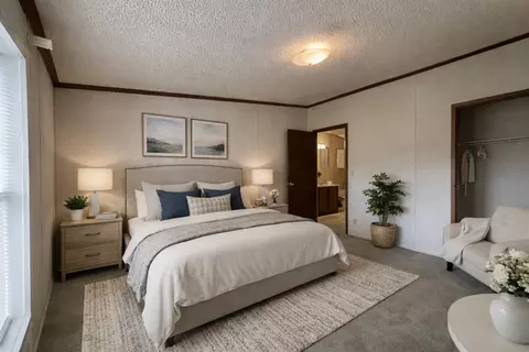 Bedroom - 1008 Bloomington St, Dewitt, IL 61735 photo 1 of 3