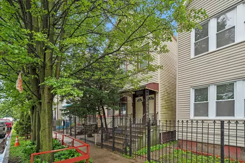 5016 S Paulina St, Chicago, IL 60609