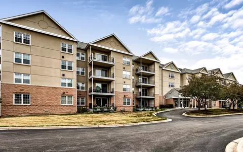 13750 S Bristlecone Dr #408, Plainfield, IL 60544