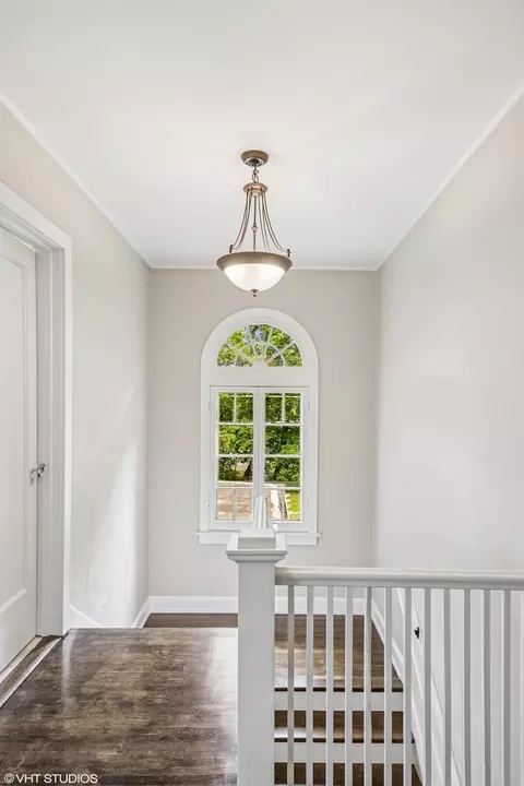 Entry Way - 1310 Larkin Ave, Elgin, IL 60123 photo 7 of 8