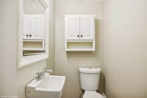Bath - 1310 Larkin Ave, Elgin, IL 60123 photo 1 of 2
