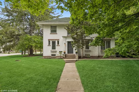 Exterior - 1310 Larkin Ave, Elgin, IL 60123 photo 2 of 4