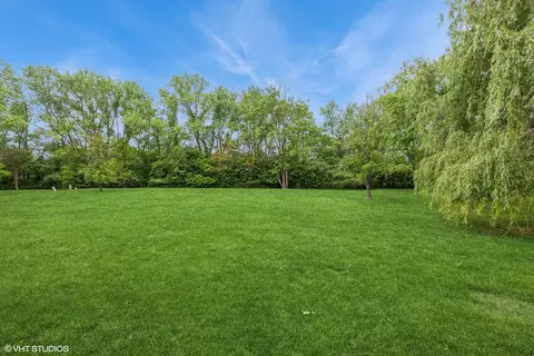 Exterior - 69 Graymoor Ln, Olympia Fields, IL 60461 photo 3 of 4