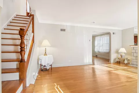38 Northgate Rd, Riverside, IL 60546 photo 5