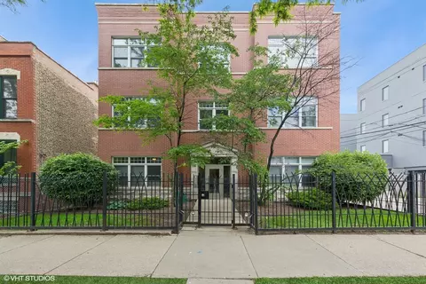 1615 N Oakley Ave #2S, Chicago, IL 60647