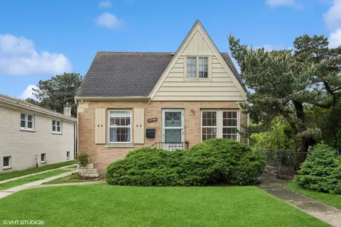 5748 N Lansing Ave, Chicago, IL 60646