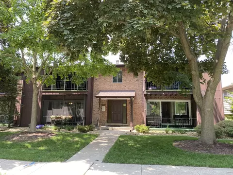17612 71st Ct #1N, Tinley Park, IL 60477