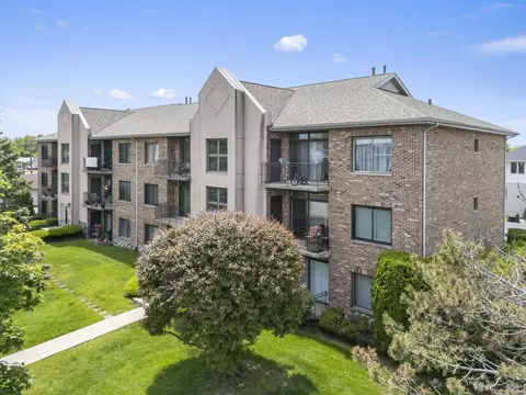11036 Jodan Dr #3D, Oak Lawn, IL 60453