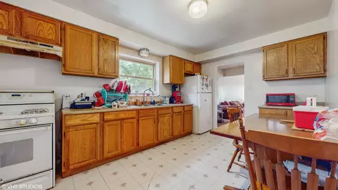 Kitchen - 14301 S Halsted St, Harvey, IL 60426 photo 1 of 3