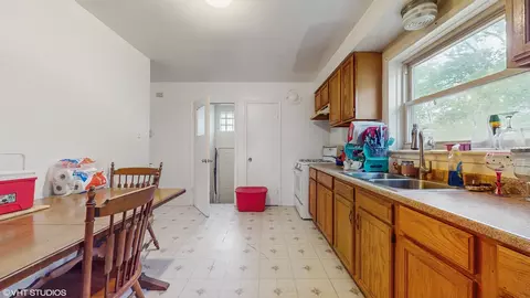 Kitchen - 14301 S Halsted St, Harvey, IL 60426 photo 2 of 3