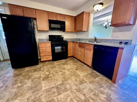 Kitchen - 319 Triggs Ave, Elgin, IL 60123 photo 1 of 1