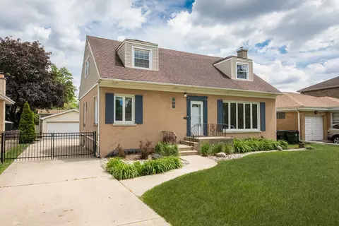 921 Sylviawood Ave, Park Ridge, IL 60068