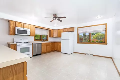 3545 Halsted Blvd, Steger, IL 60475 photo 5