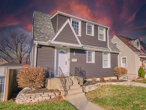 7314 W 58th St, Summit, IL 60501