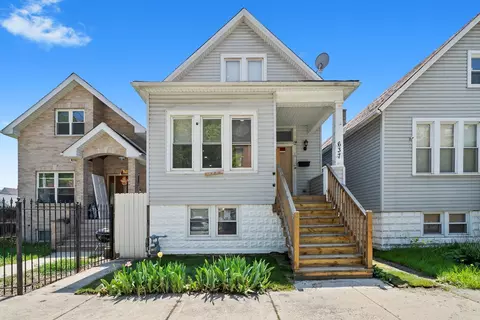 637 W 48th St, Chicago, IL 60609