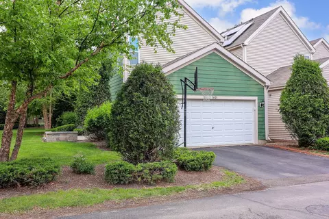 Exterior - 3601 Daisy Ln, Elgin, IL 60124 photo 3 of 3
