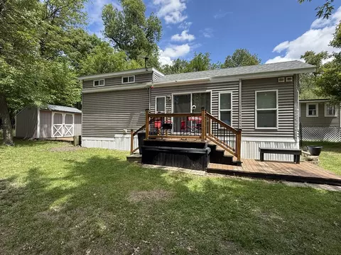 21-161 Woodhaven Lks, Sublette, IL 61367