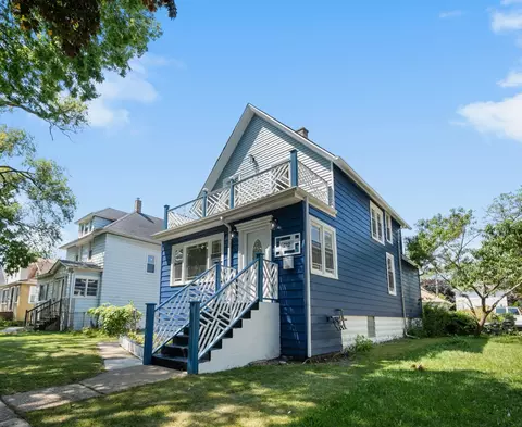 212 S 11 Ave, Maywood, IL 60153