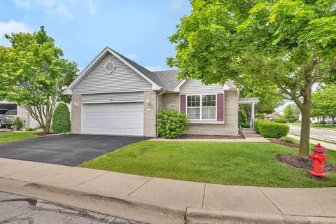 1039 Stewart Ct, Joliet, IL 60431
