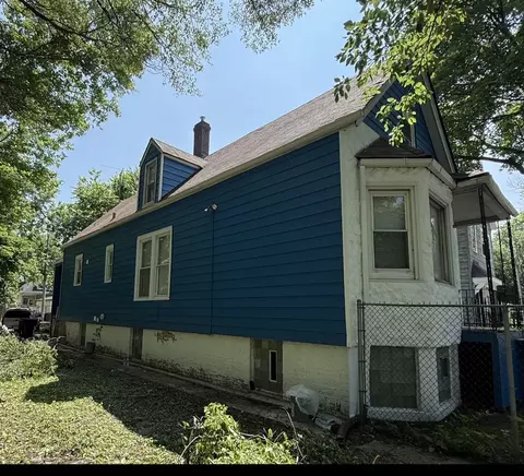 Exterior - 925 W 53rd St, Chicago, IL 60609 photo 1 of 1