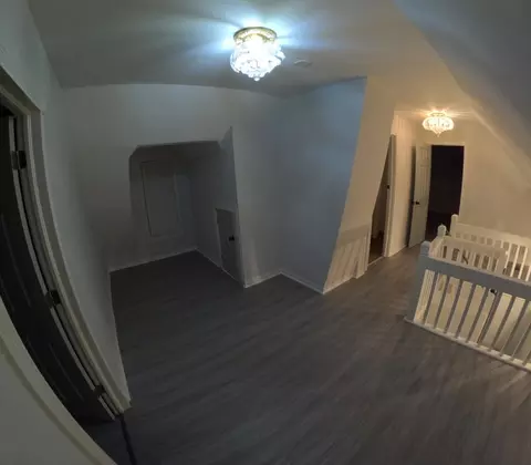 Entry Way - 925 W 53rd St, Chicago, IL 60609 photo 4 of 4