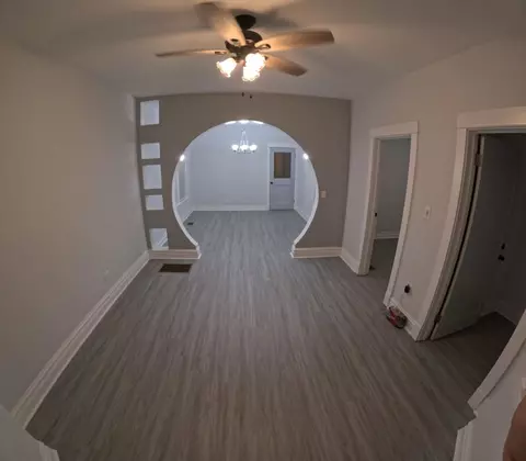 Living - 925 W 53rd St, Chicago, IL 60609 photo 2 of 2