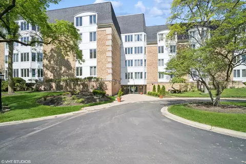 150 Lake Blvd #138, Buffalo Grove, IL 60089