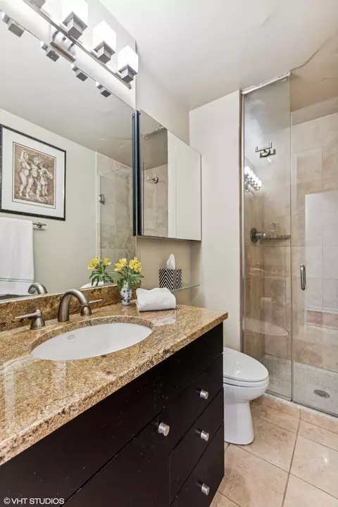 71 E Division St #1606, Chicago, IL 60610 photo 21