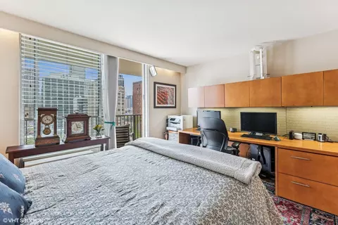 71 E Division St #1606, Chicago, IL 60610 photo 20