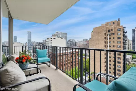 71 E Division St #1606, Chicago, IL 60610 photo 8