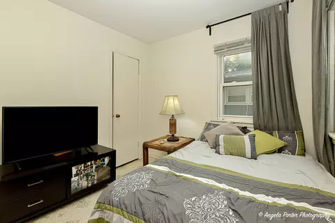 Bedroom - 1720 Rogers Ave, Mchenry, IL 60050 photo 2 of 2