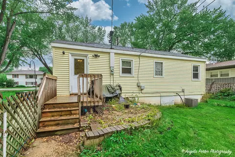 Exterior - 1720 Rogers Ave, Mchenry, IL 60050 photo 2 of 6
