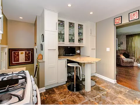 Kitchen - 1424 Jerele Ave, Berkeley, IL 60163 photo 2 of 3
