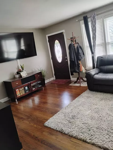Entry Way - 1424 Jerele Ave, Berkeley, IL 60163 photo 1 of 2