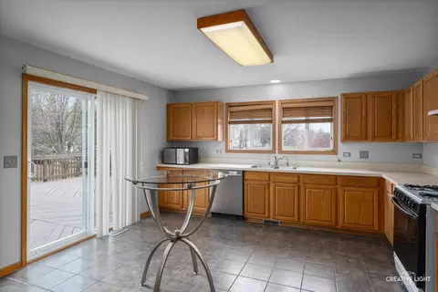 Kitchen - 2355 Avalon Ct, Aurora, IL 60503 photo 2 of 2