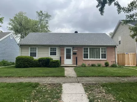 3123 Arthur Ave, Brookfield, IL 60513