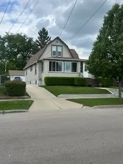 27 S Melrose Ave, Elgin, IL 60123